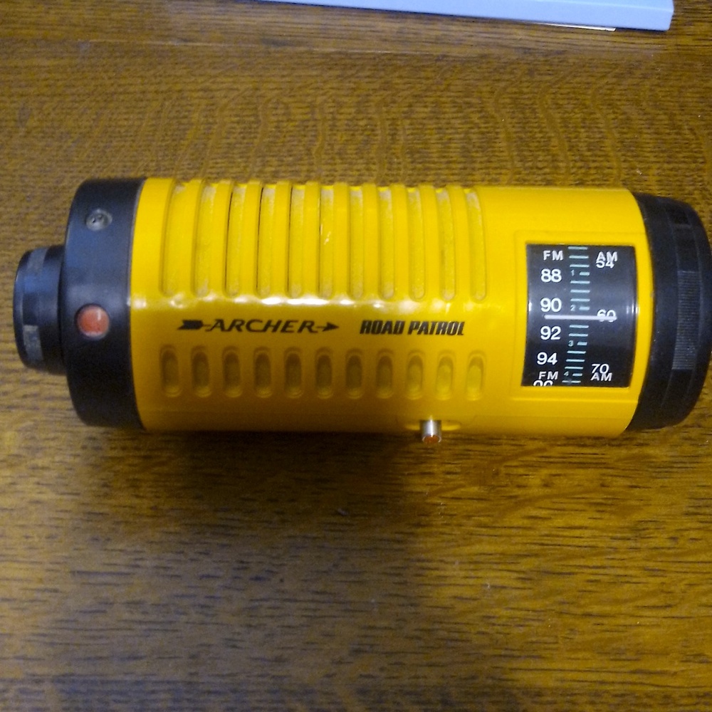Vgt ARCHER ROAD PATROL AM FM RADIO